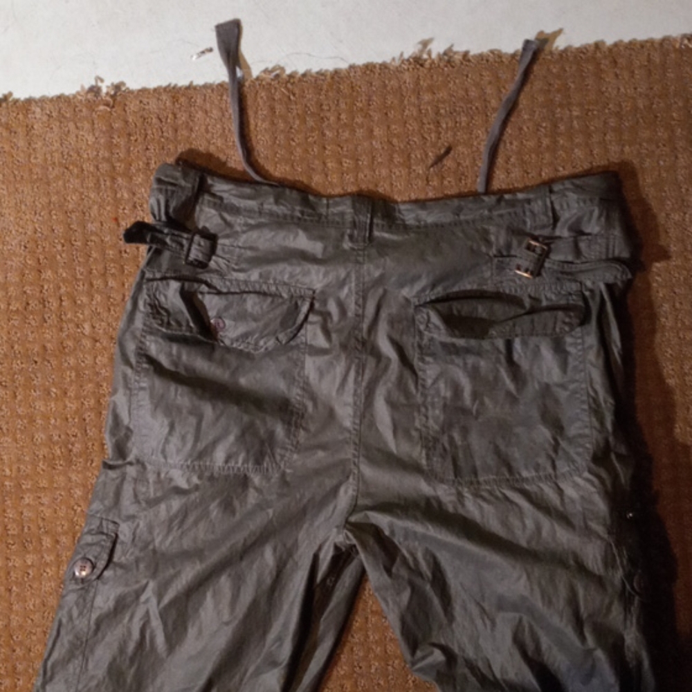 Pants - Picture 6 of 8